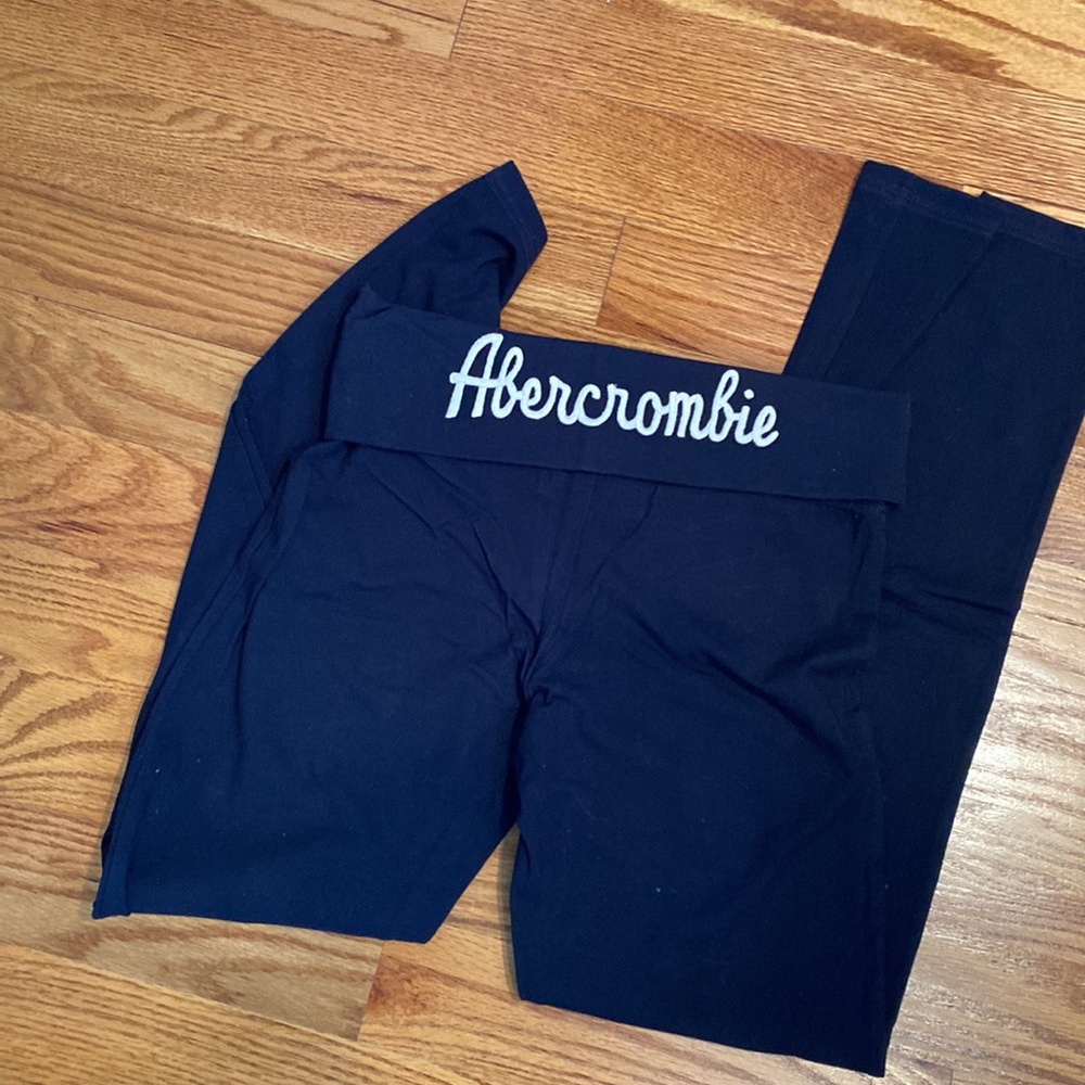 COPY - Navy blue Abercrombie yoga pants. Size large - Picture 2 of 2